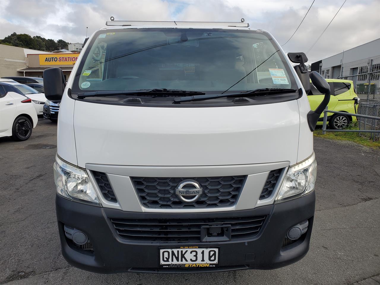 2016 Nissan NV350 thumbnail