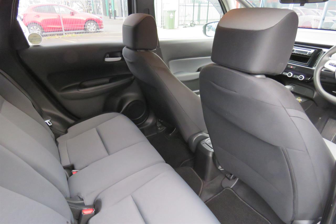 2021 Honda Fit thumbnail