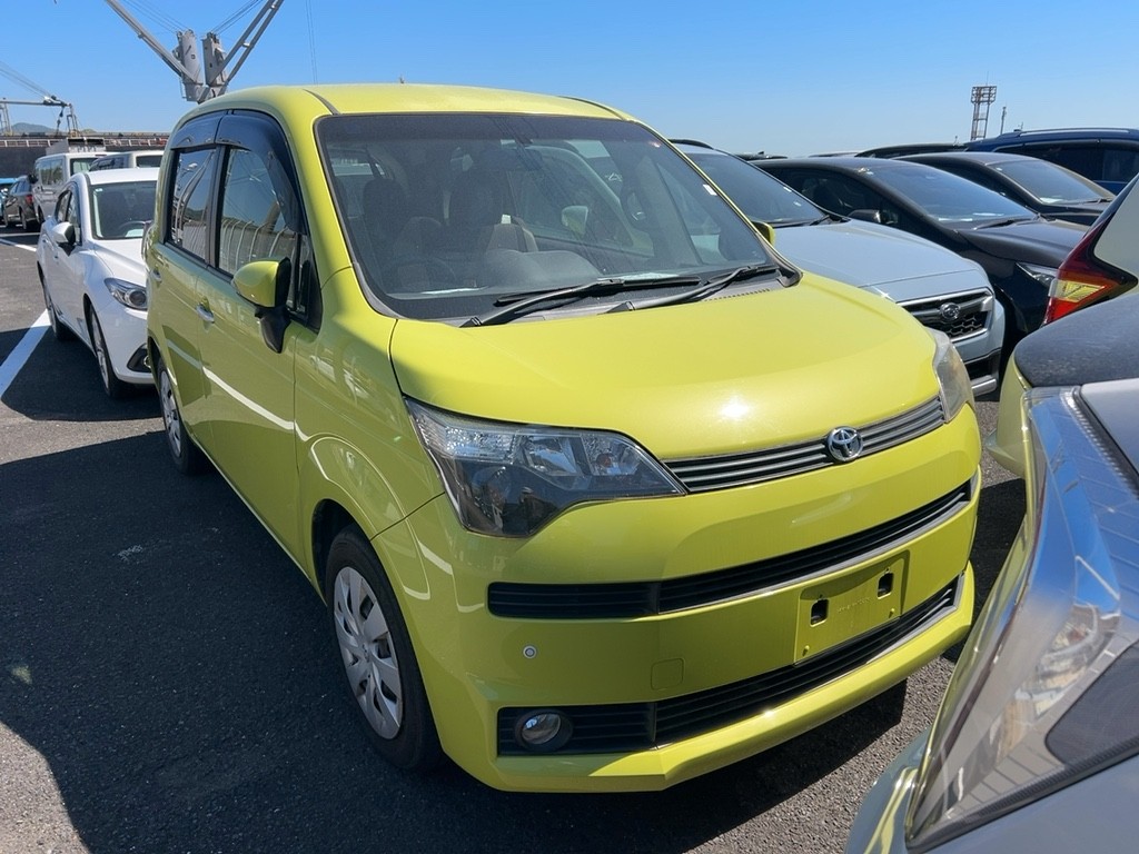 2015 Toyota SPADE