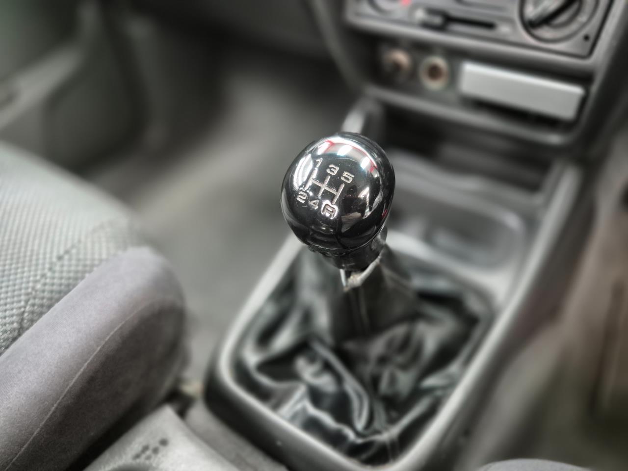 2006 Ford Courier thumbnail