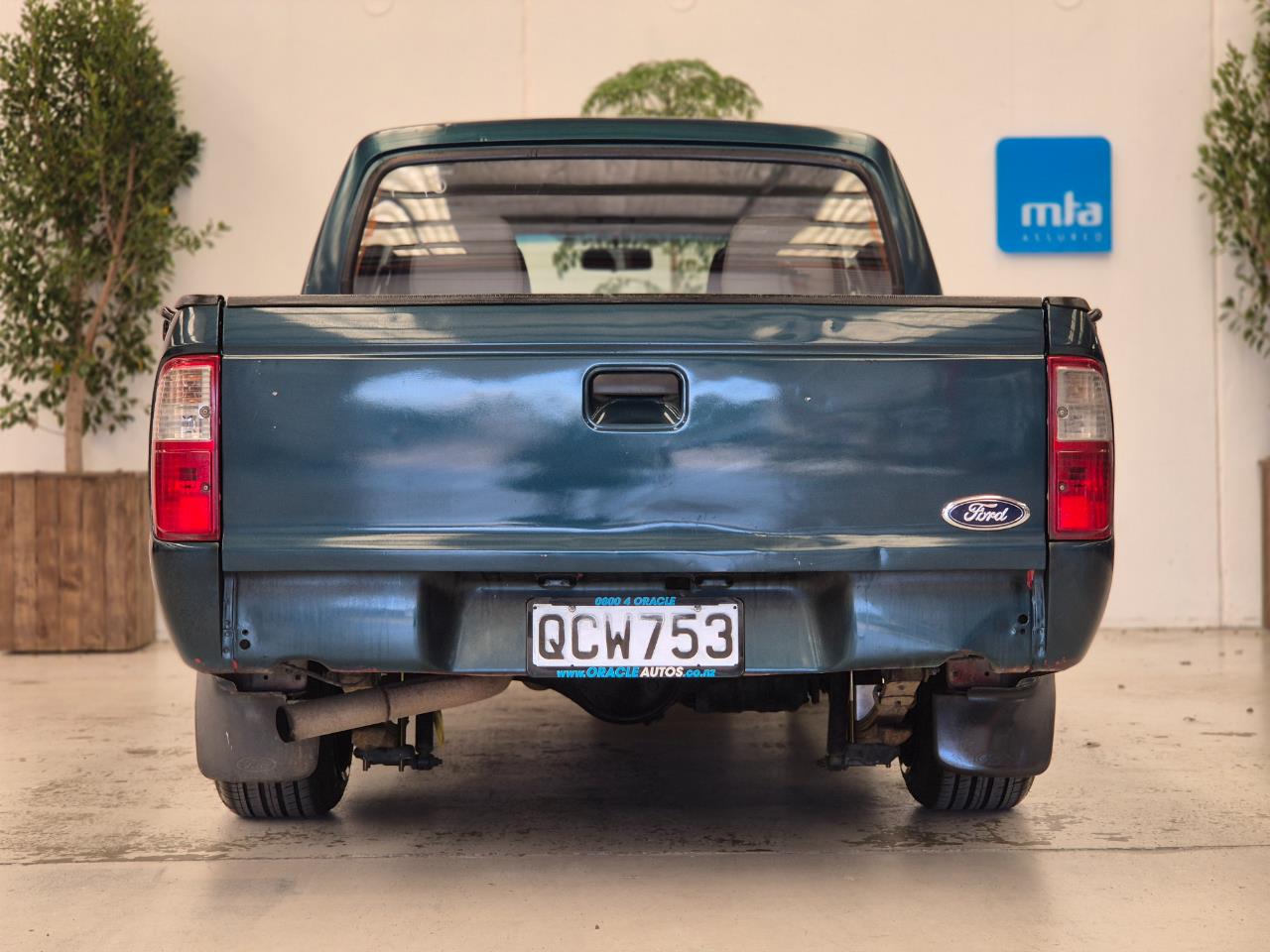 2006 Ford Courier thumbnail