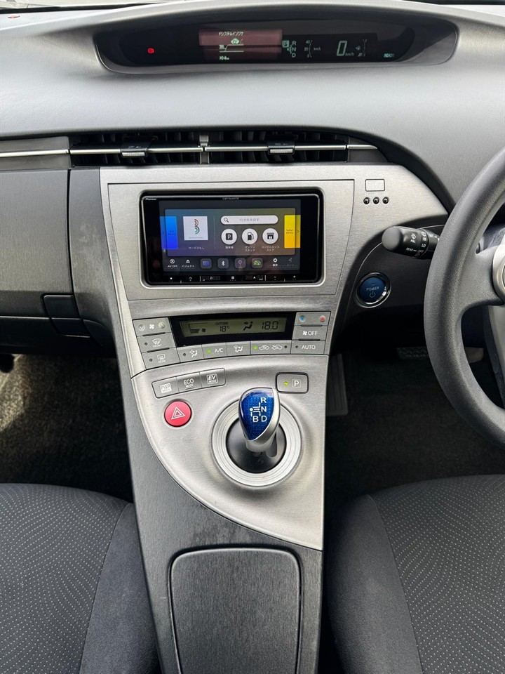 2014 Toyota PRIUS thumbnail
