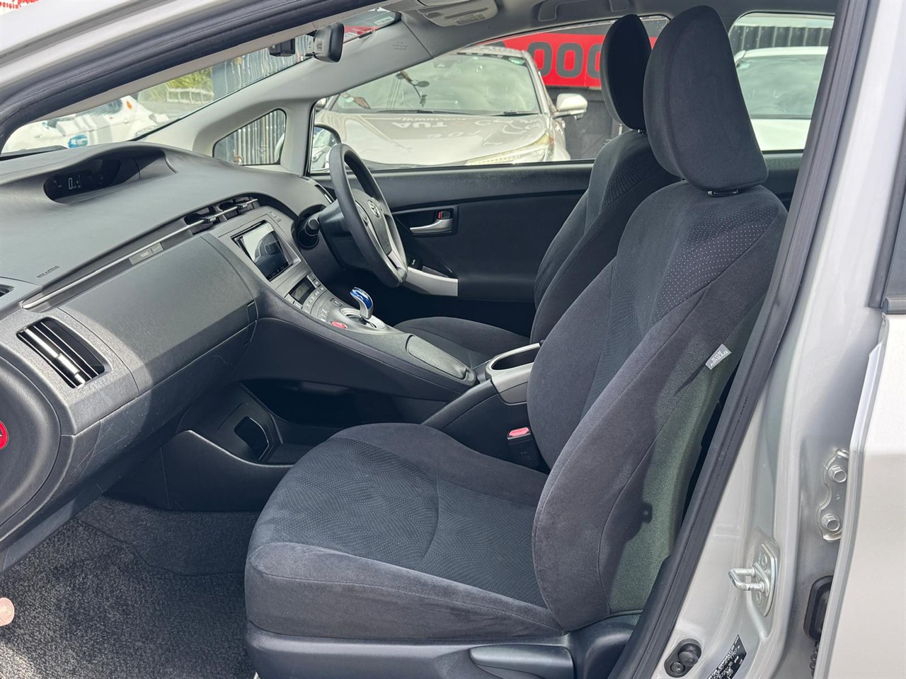 2014 Toyota PRIUS thumbnail
