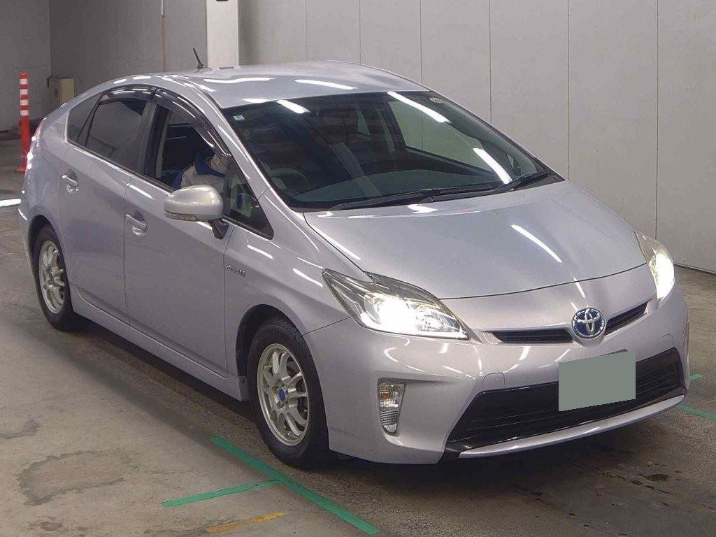 2014 Toyota PRIUS