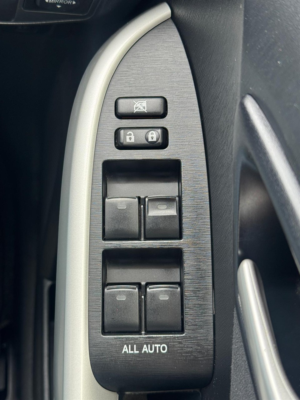 2014 Toyota PRIUS thumbnail
