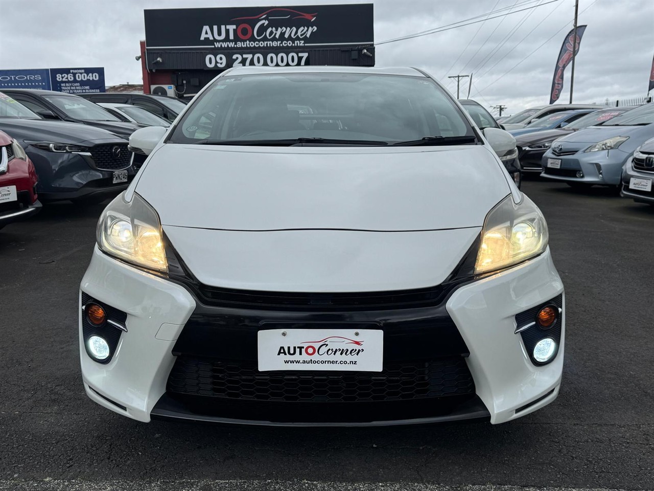 2014 Toyota Prius thumbnail
