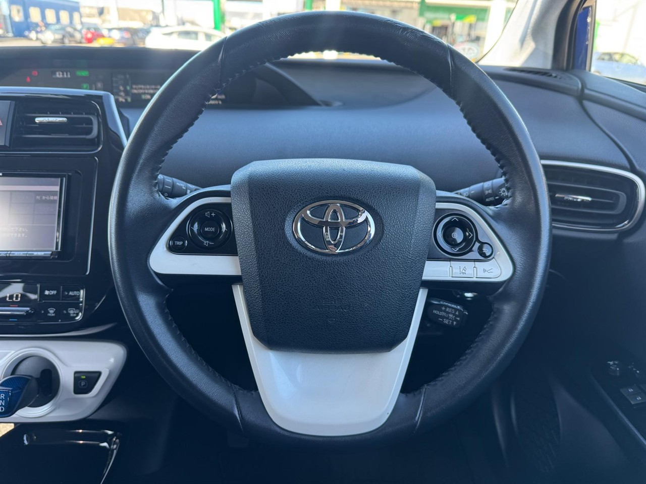 2018 Toyota PRIUS thumbnail