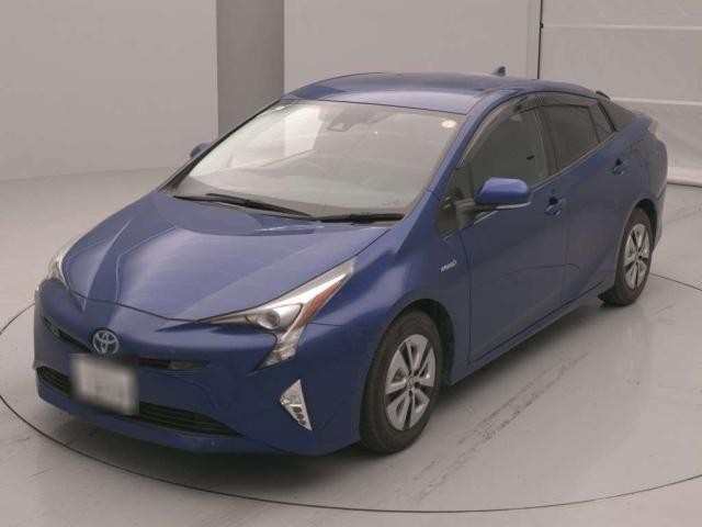 2018 Toyota PRIUS thumbnail