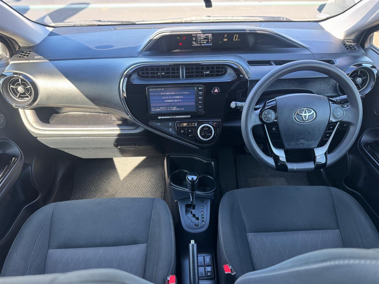 2020 Toyota Aqua thumbnail