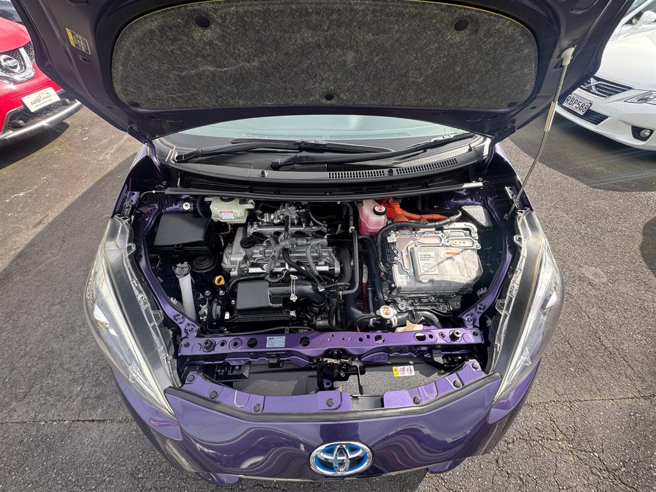 2019 Toyota Aqua thumbnail