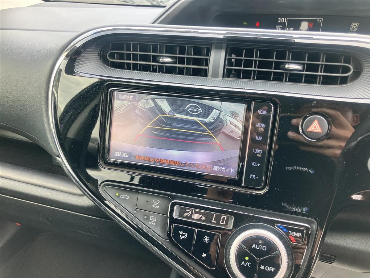 2019 Toyota Aqua thumbnail