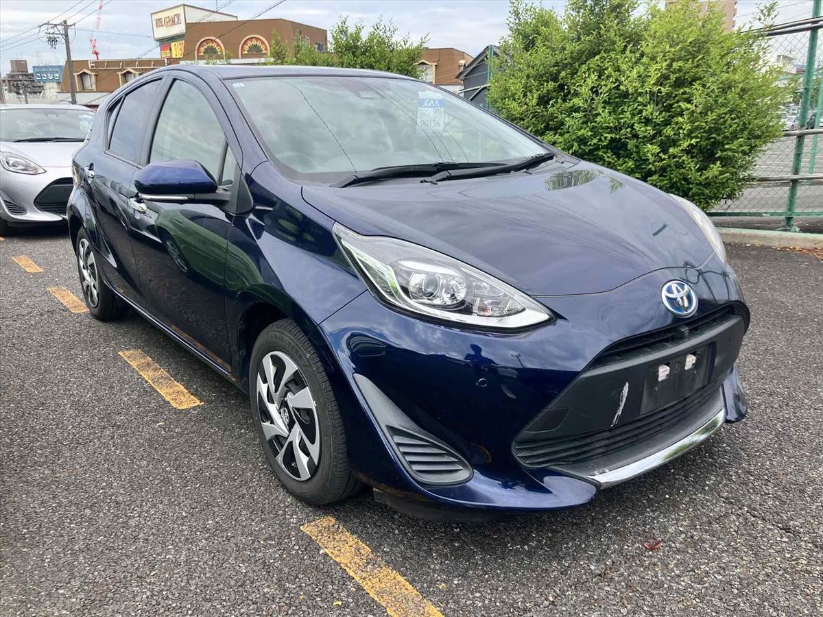 2020 Toyota Aqua thumbnail