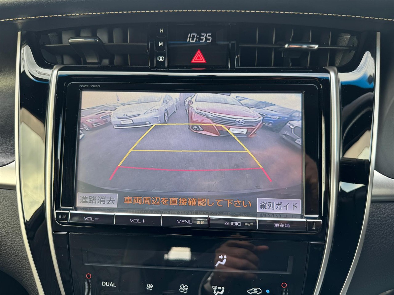 2014 Toyota HARRIER thumbnail
