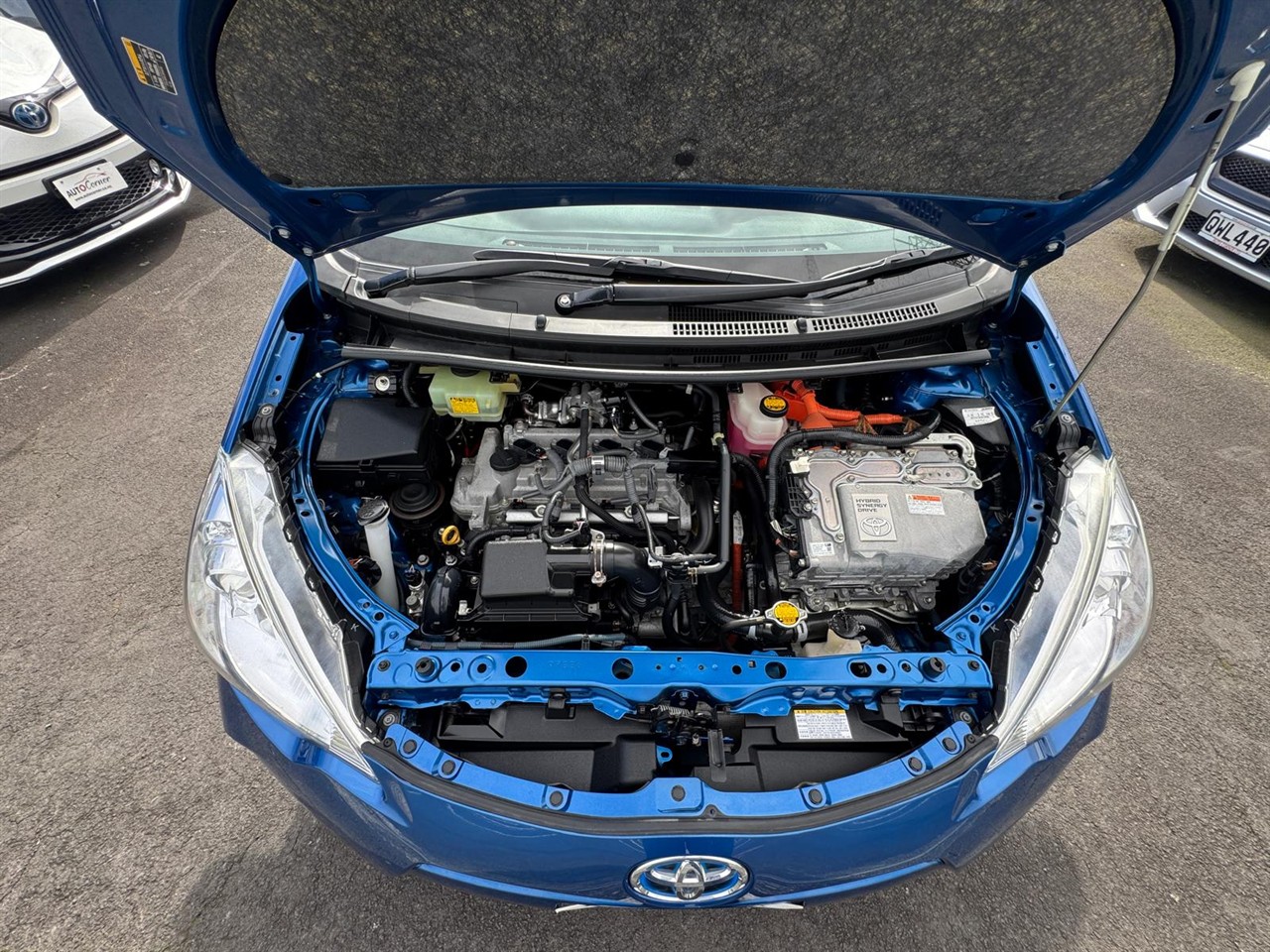 2013 Toyota Aqua thumbnail