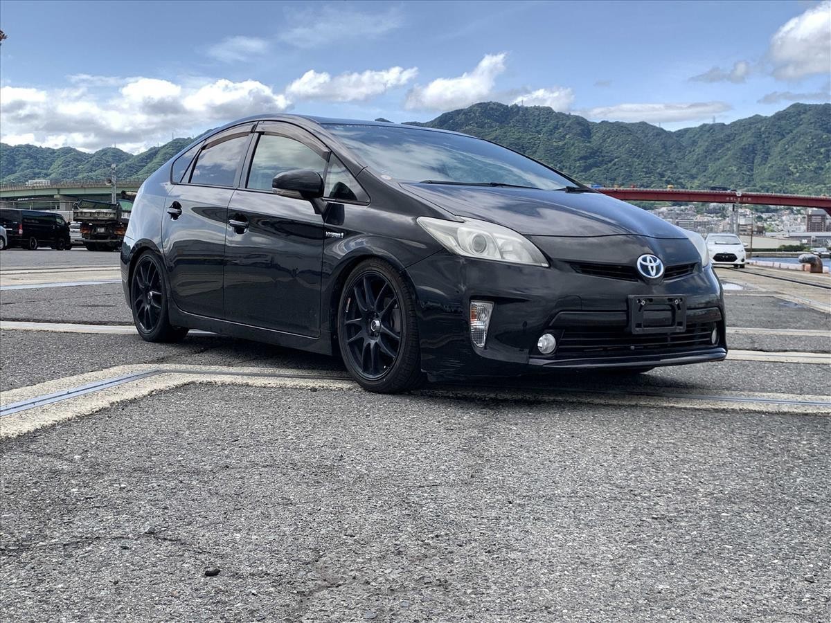 2013 Toyota PRIUS thumbnail