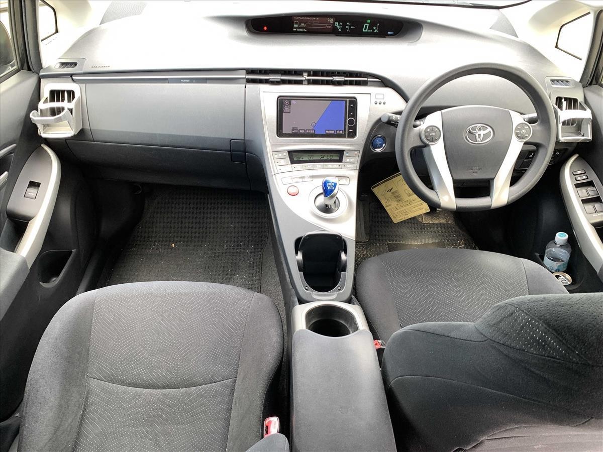 2013 Toyota PRIUS thumbnail