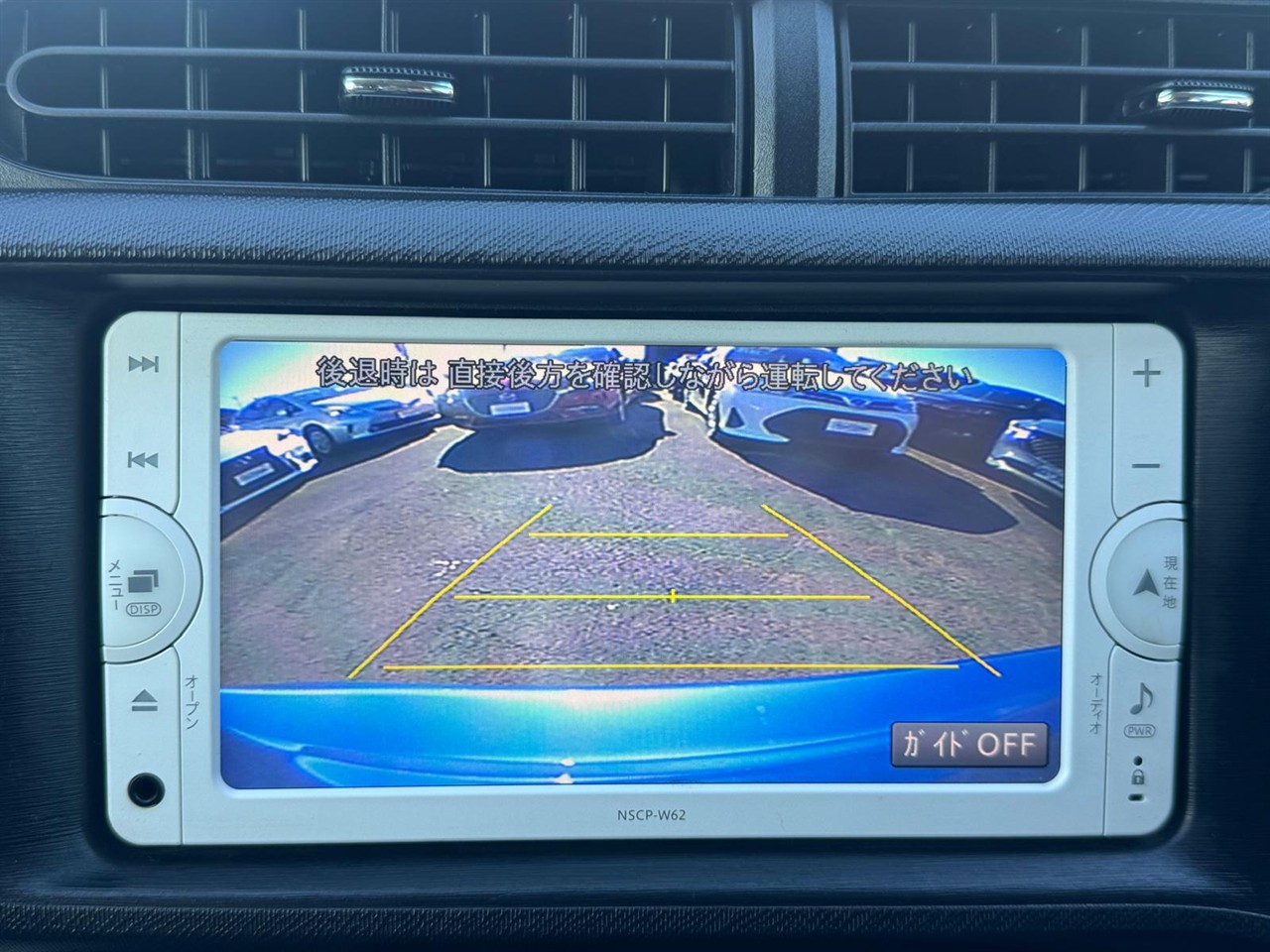 2013 Toyota Aqua thumbnail