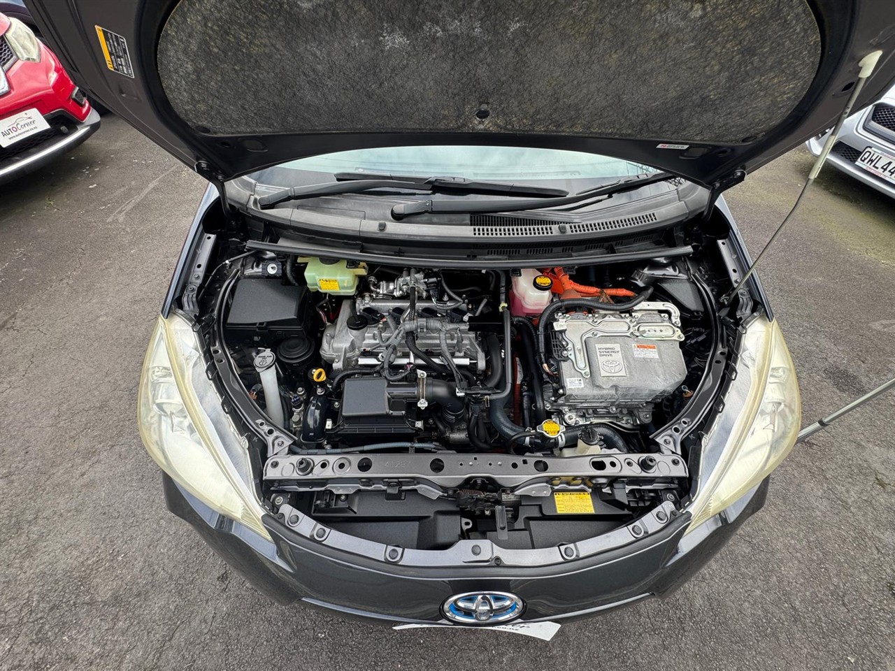 2013 Toyota Aqua thumbnail