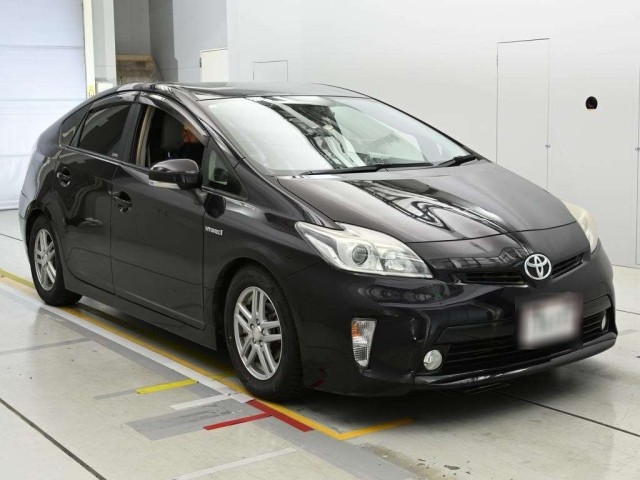 2013 Toyota PRIUS thumbnail