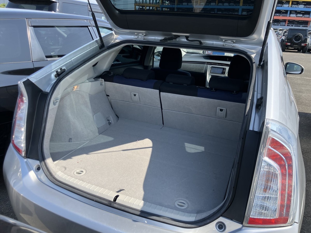 2013 Toyota PRIUS thumbnail