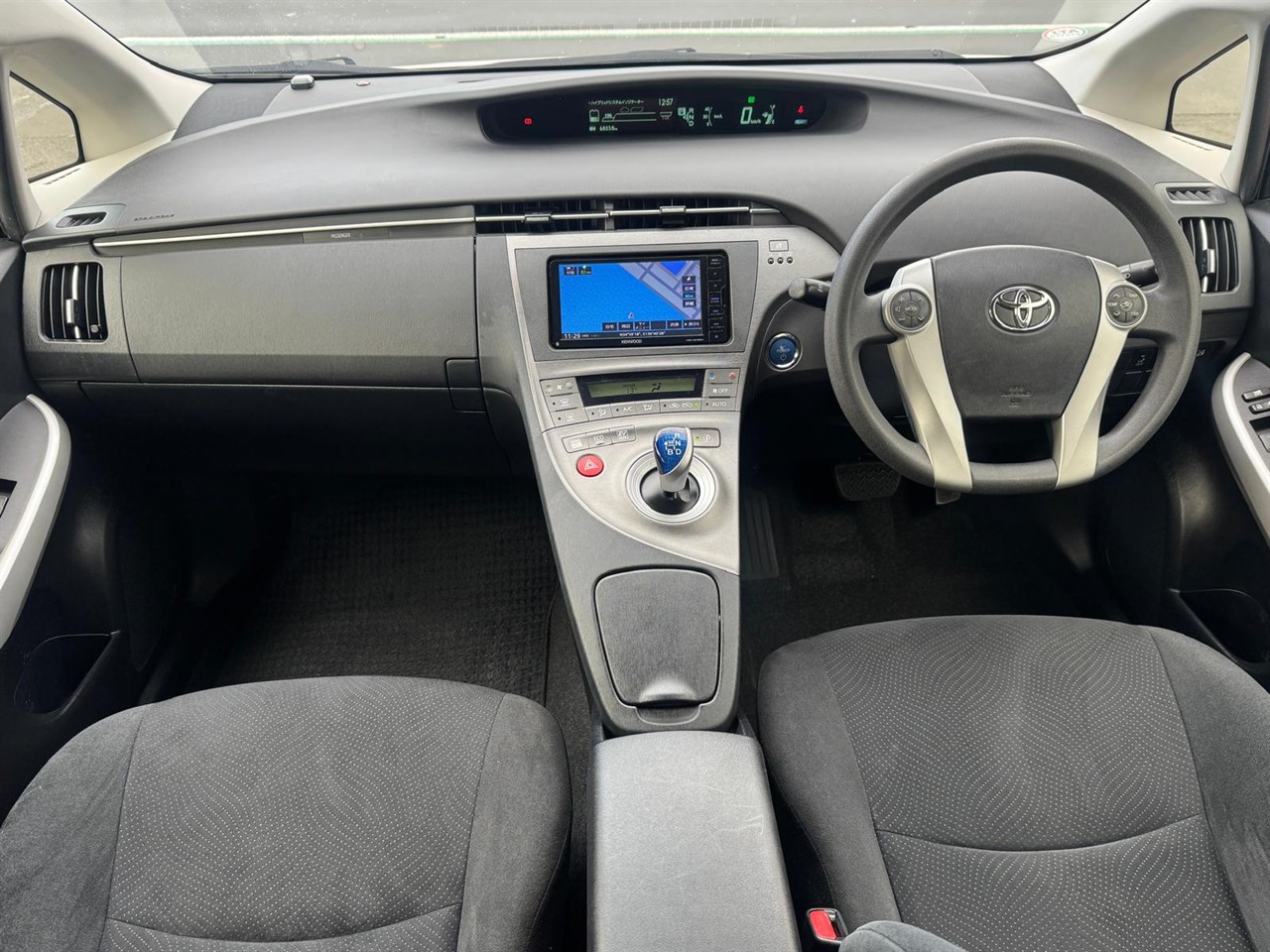 2014 Toyota PRIUS thumbnail