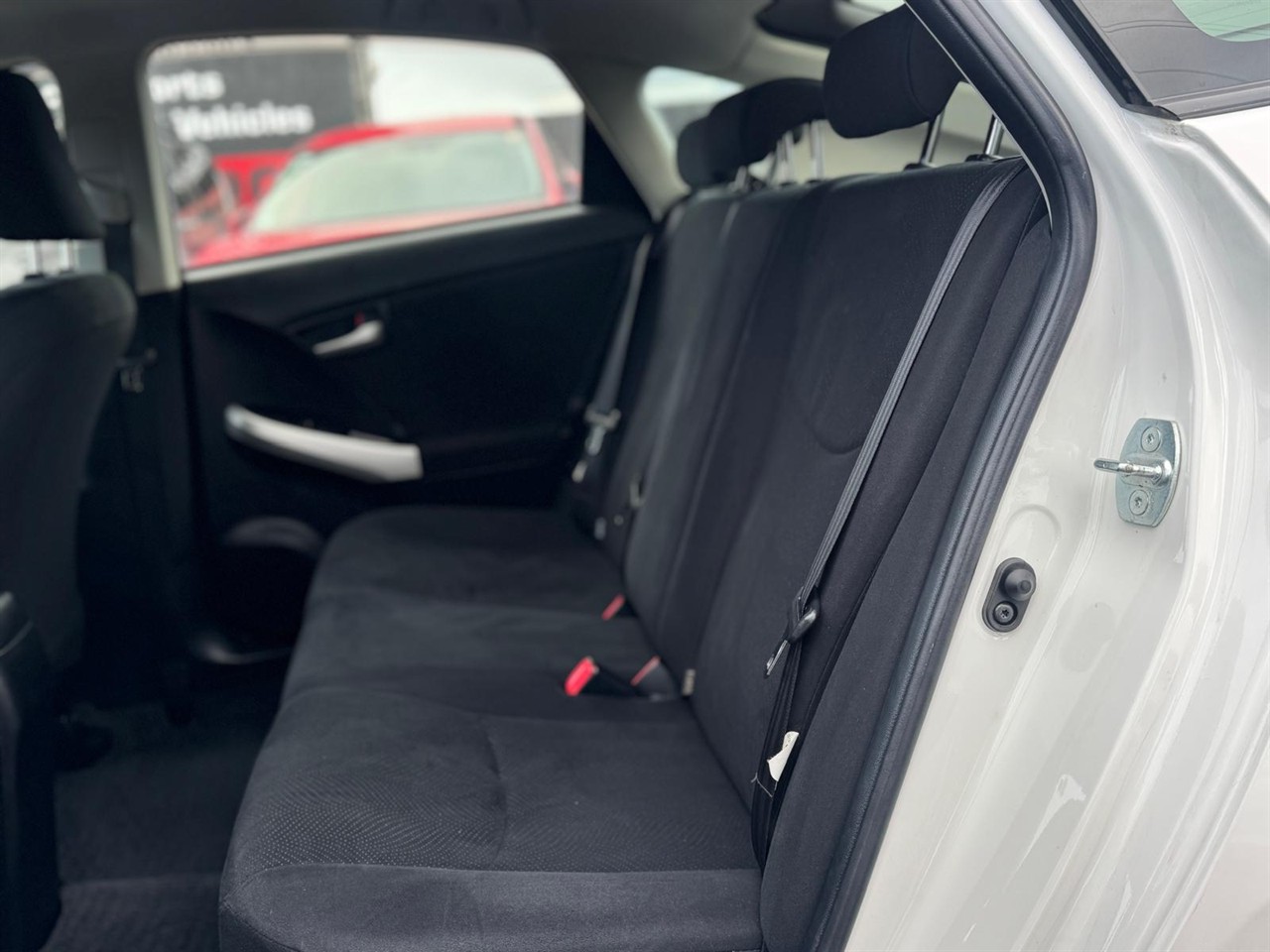 2014 Toyota PRIUS thumbnail