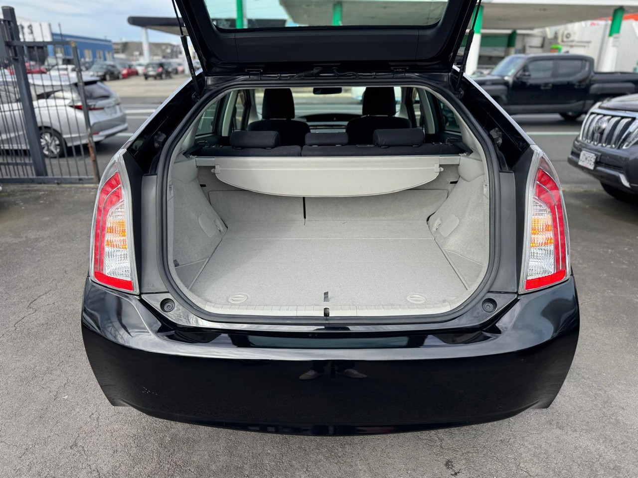 2013 Toyota PRIUS thumbnail