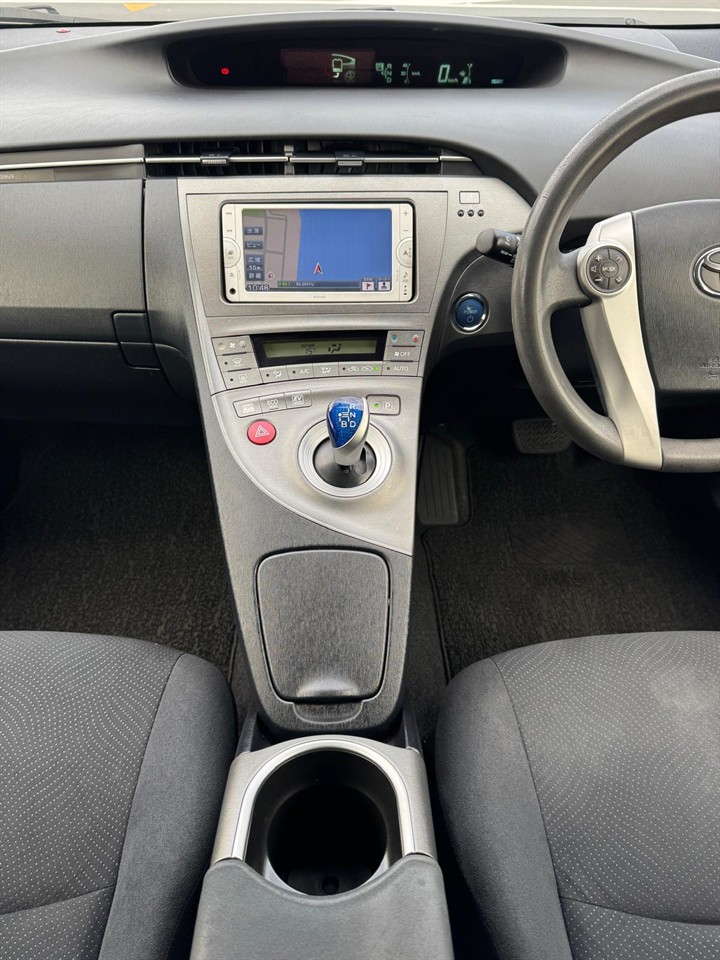 2013 Toyota PRIUS thumbnail
