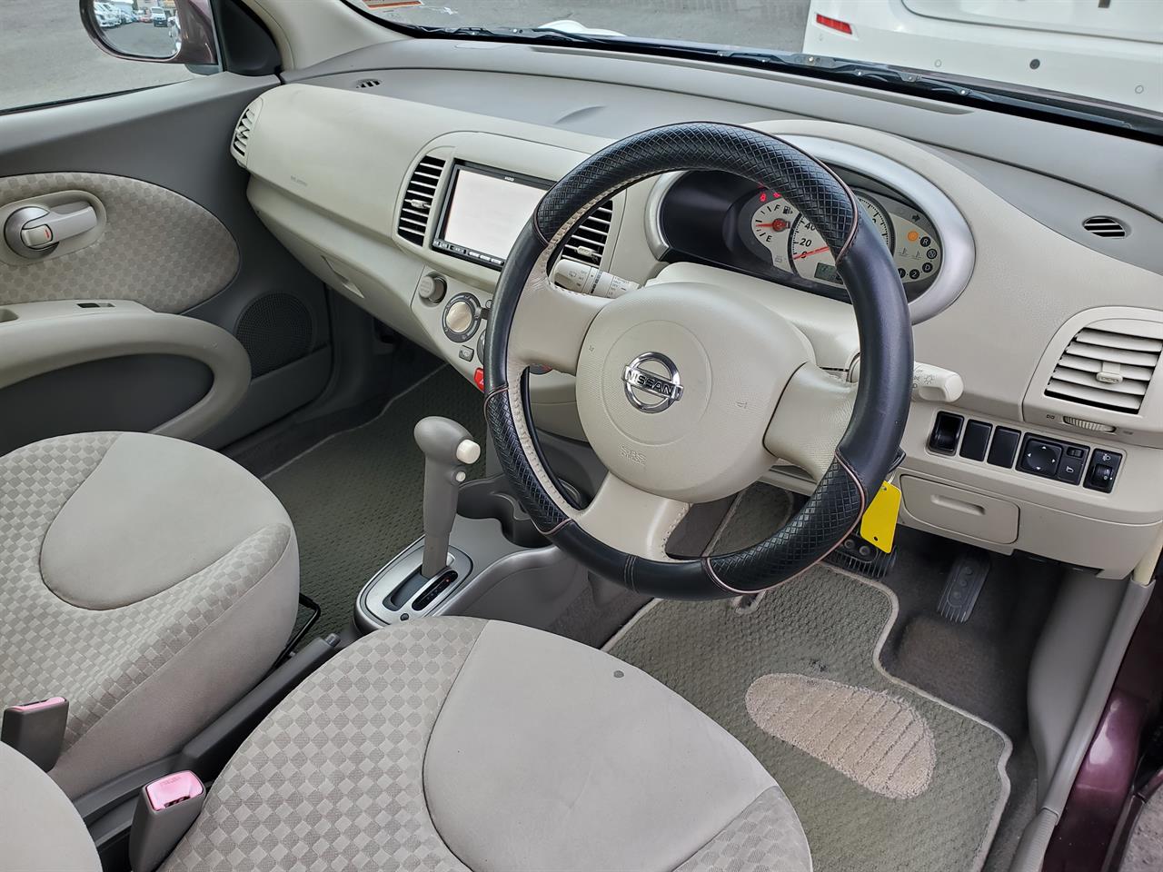 2008 Nissan March thumbnail