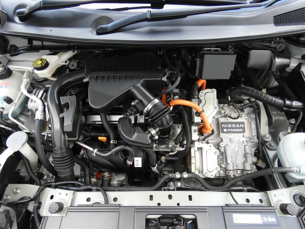 2021 Nissan NOTE thumbnail