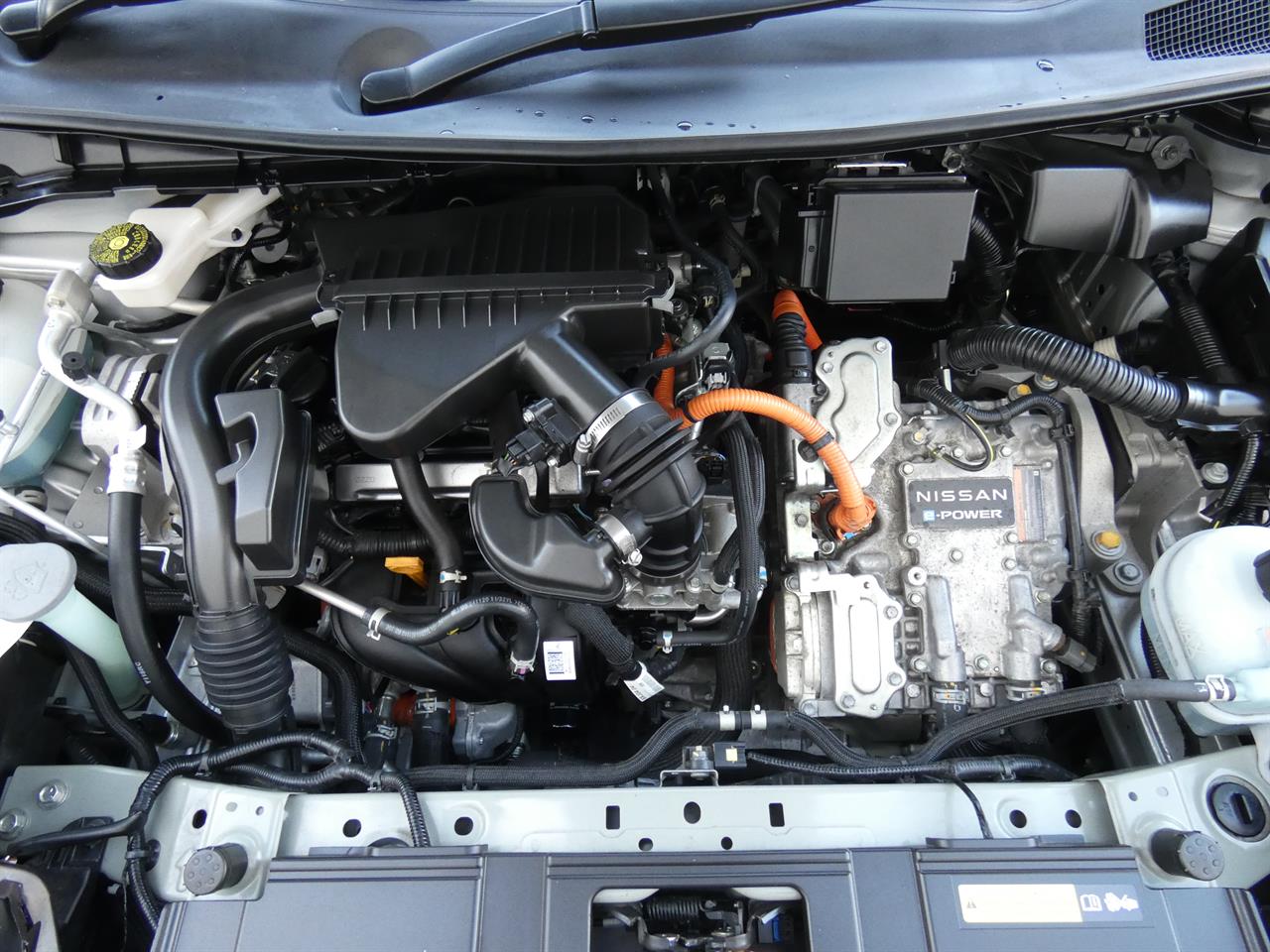 2021 Nissan NOTE thumbnail