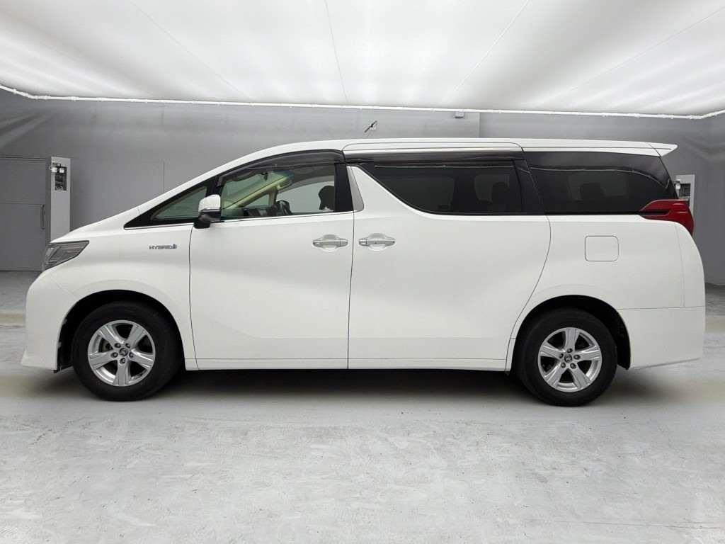 2015 Toyota Alphard thumbnail