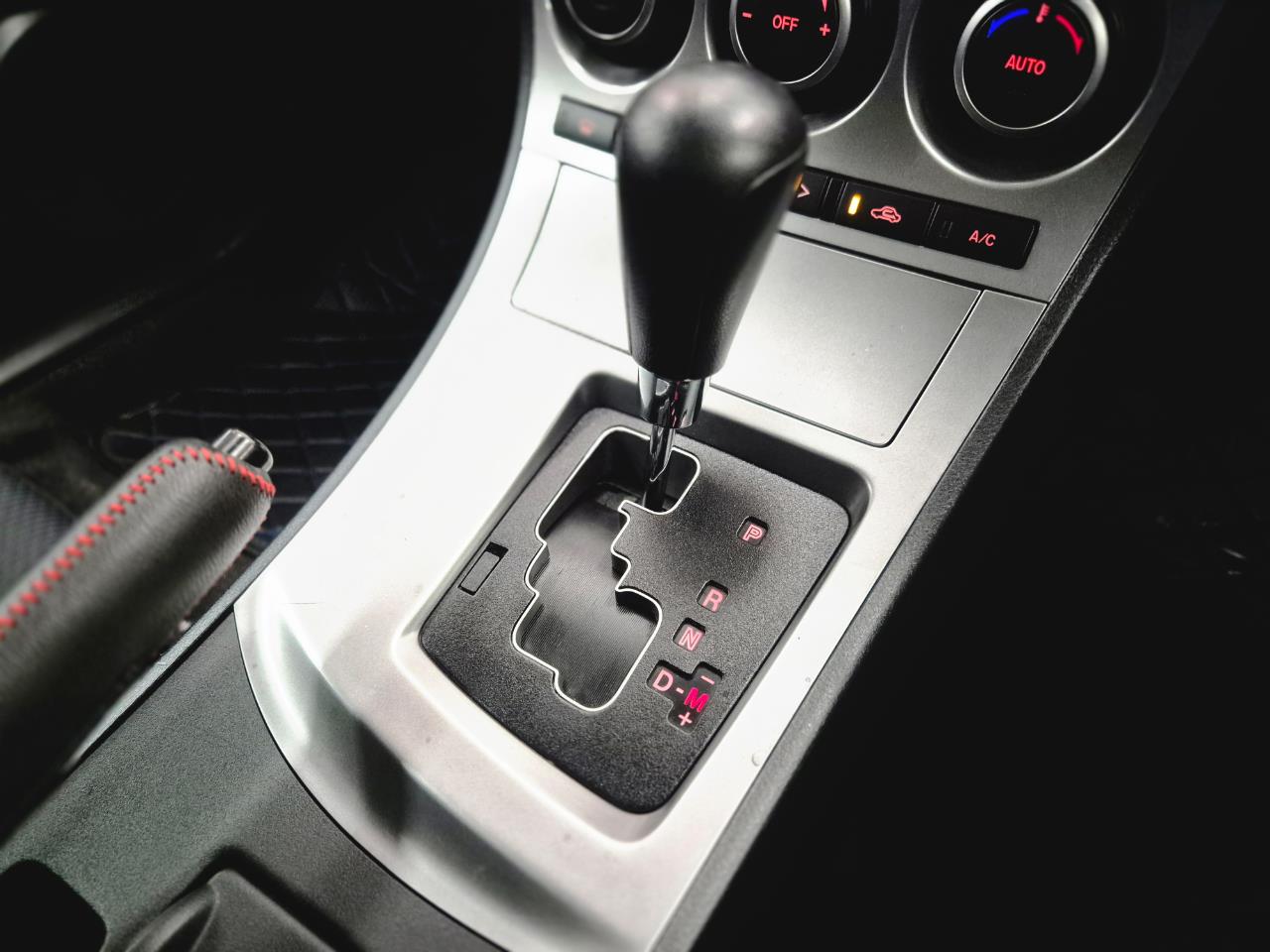 2009 Mazda Axela thumbnail