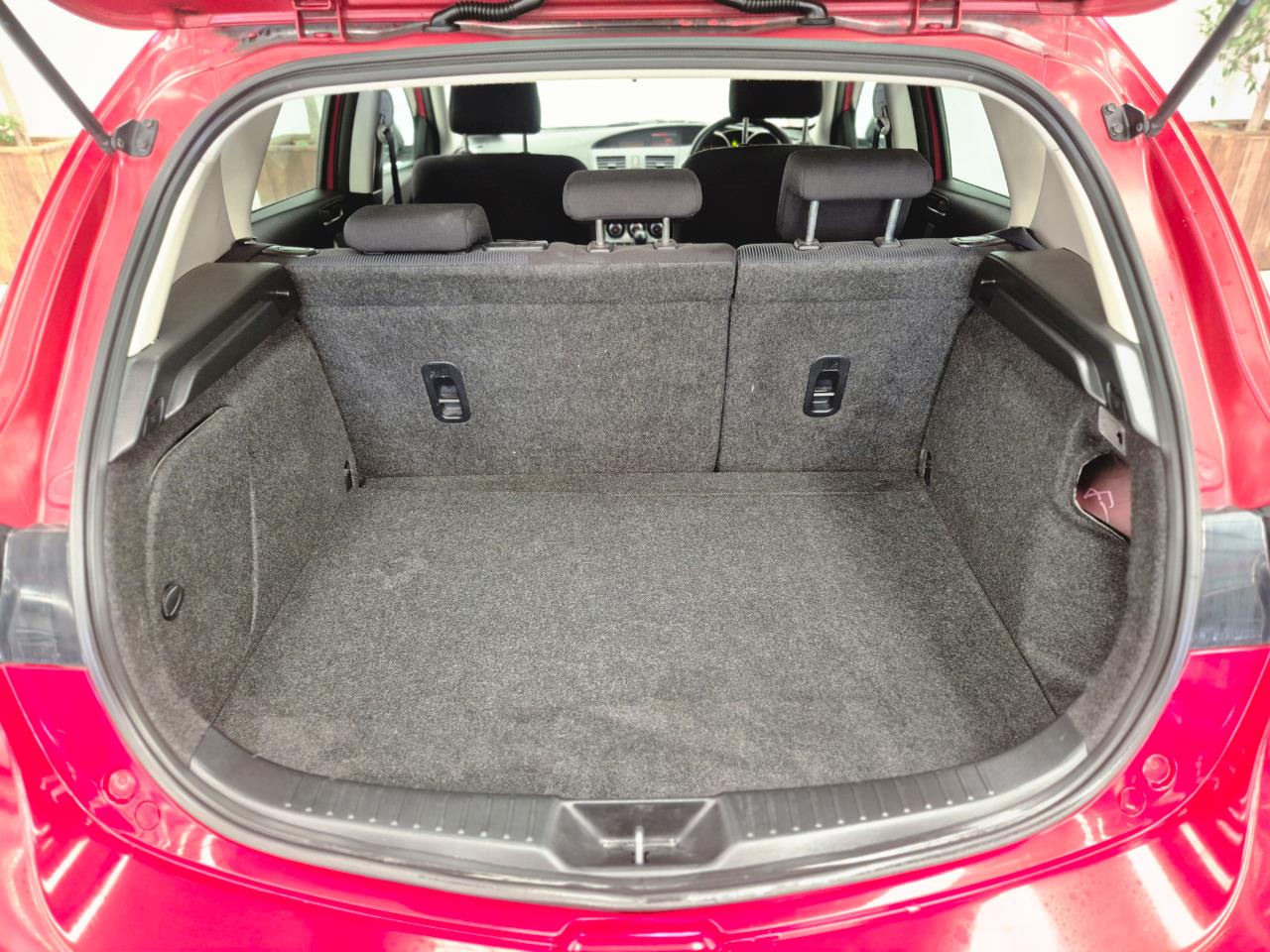 2009 Mazda Axela thumbnail