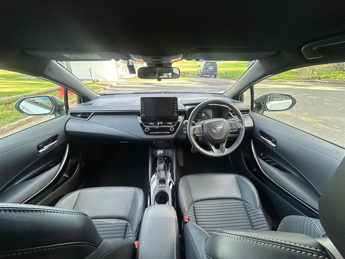 2019 Toyota Corolla thumbnail
