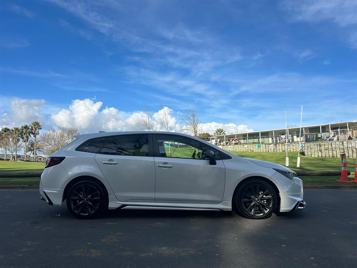 2019 Toyota Corolla thumbnail