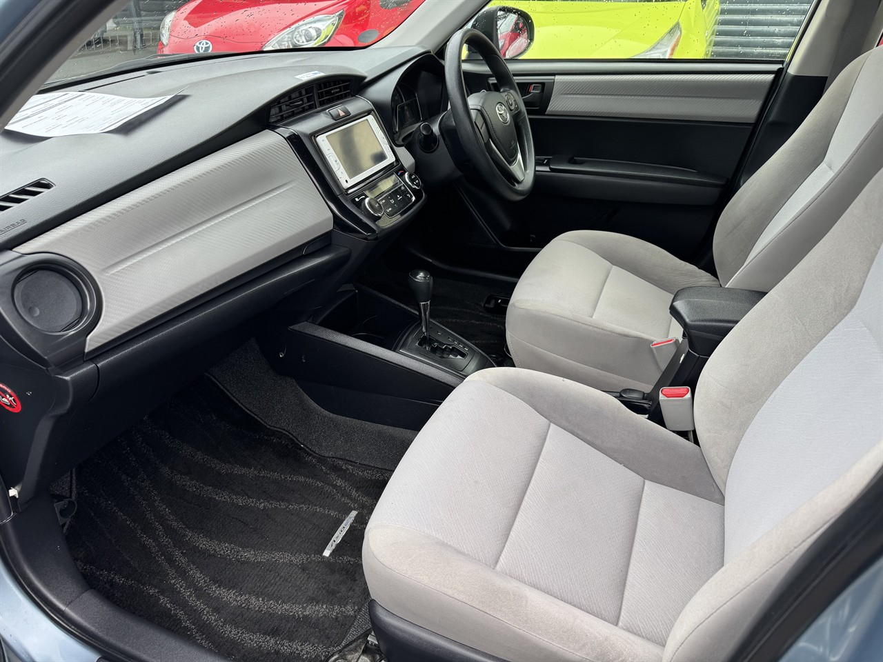 2013 Toyota Corolla thumbnail