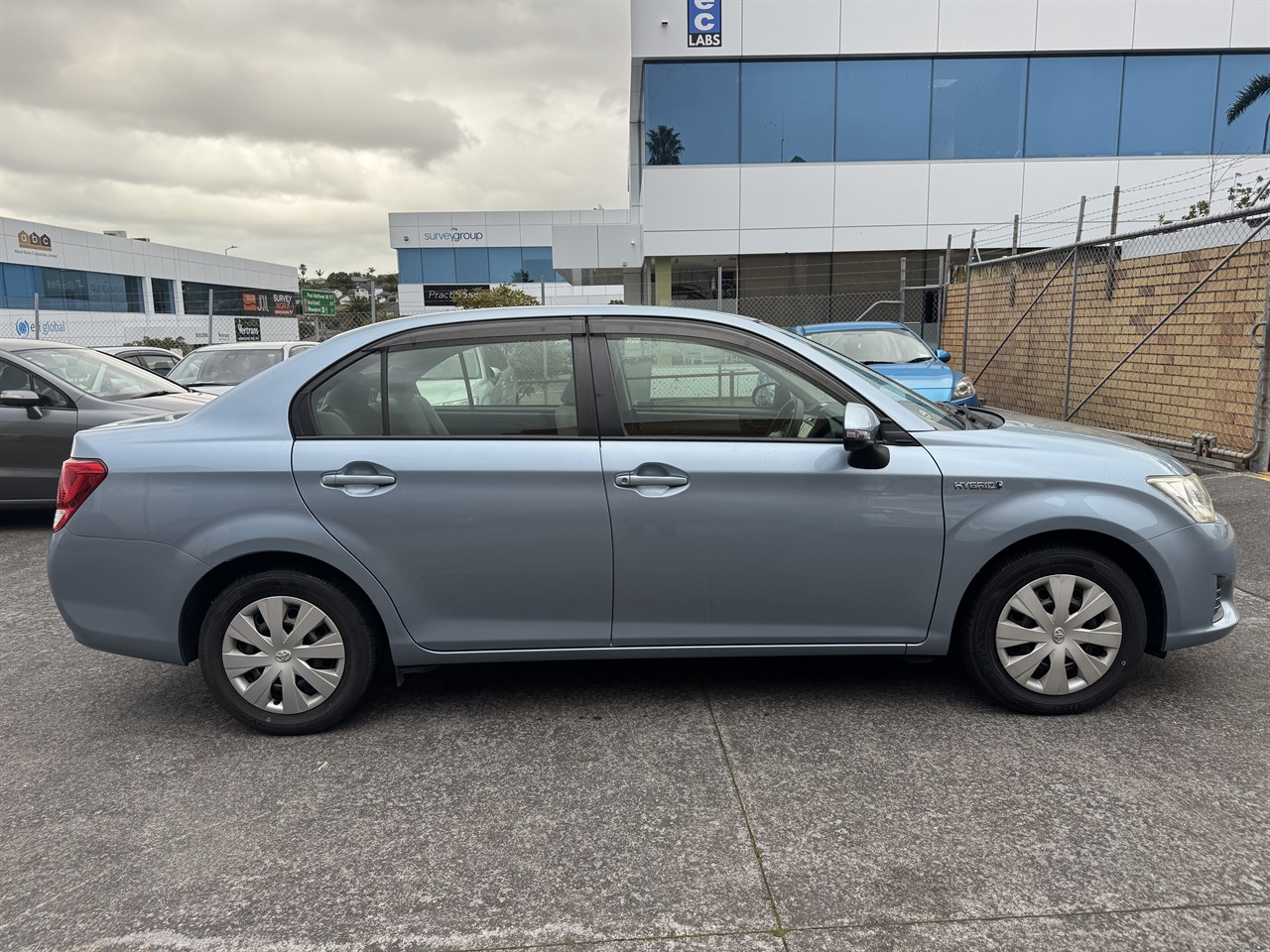 2013 Toyota Corolla thumbnail