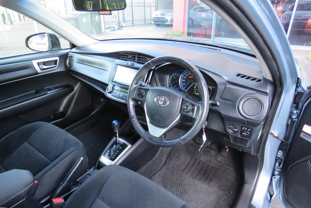 2014 Toyota Corolla thumbnail