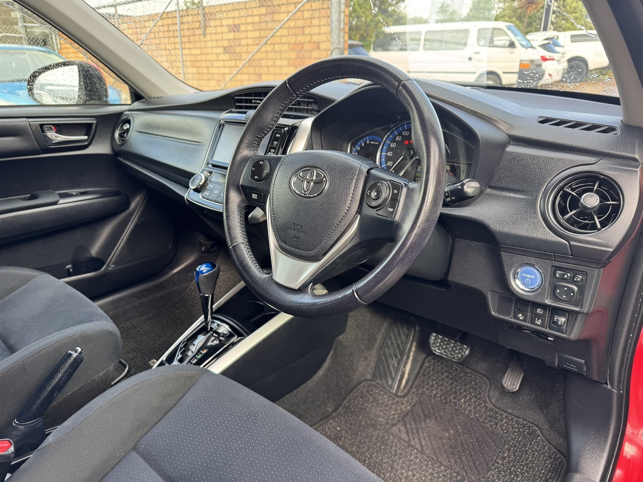 2015 Toyota Corolla thumbnail