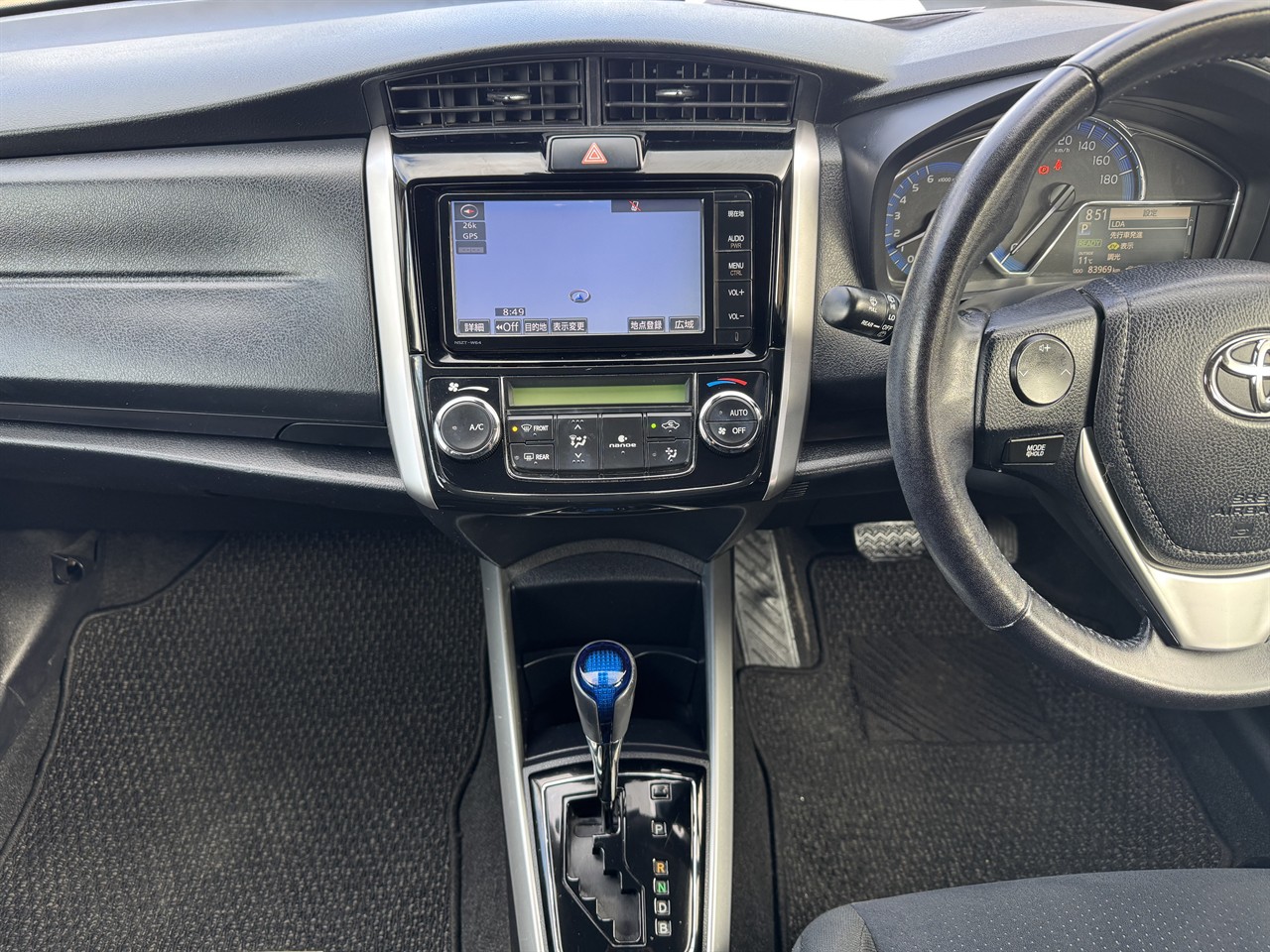2015 Toyota Corolla thumbnail