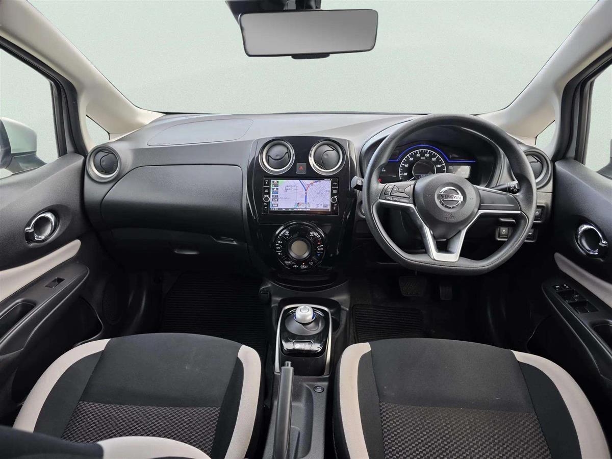 2017 Nissan Note thumbnail
