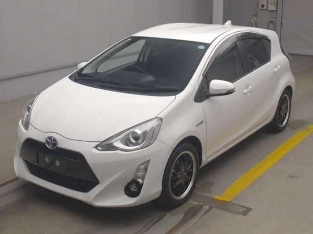 2015 Toyota Aqua