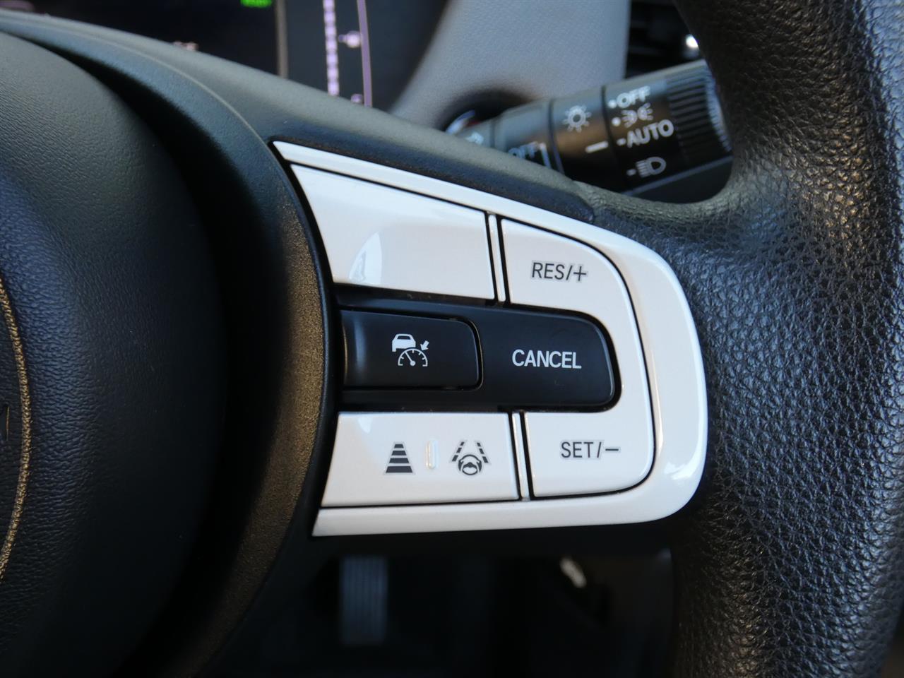 2020 Honda FIT thumbnail