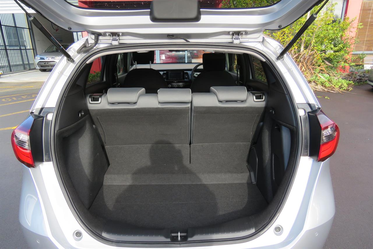 2021 Honda Fit thumbnail
