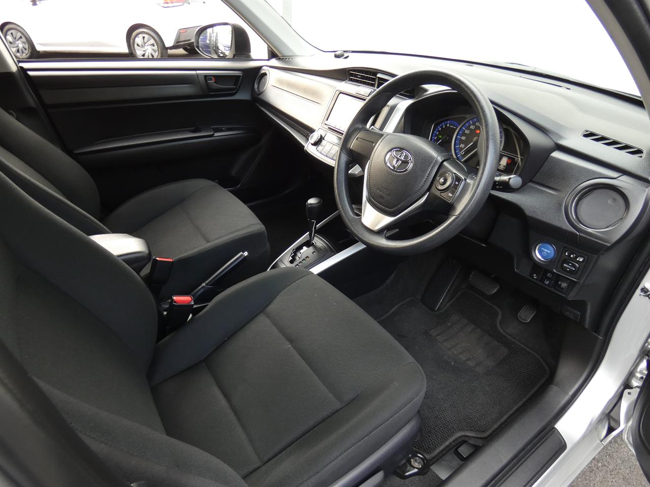 2021 Toyota COROLLA thumbnail