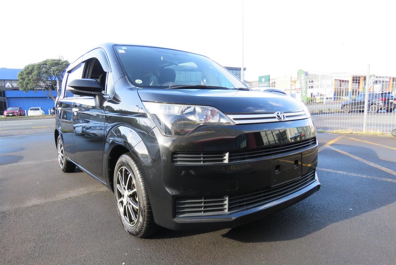 2016 Toyota SPADE