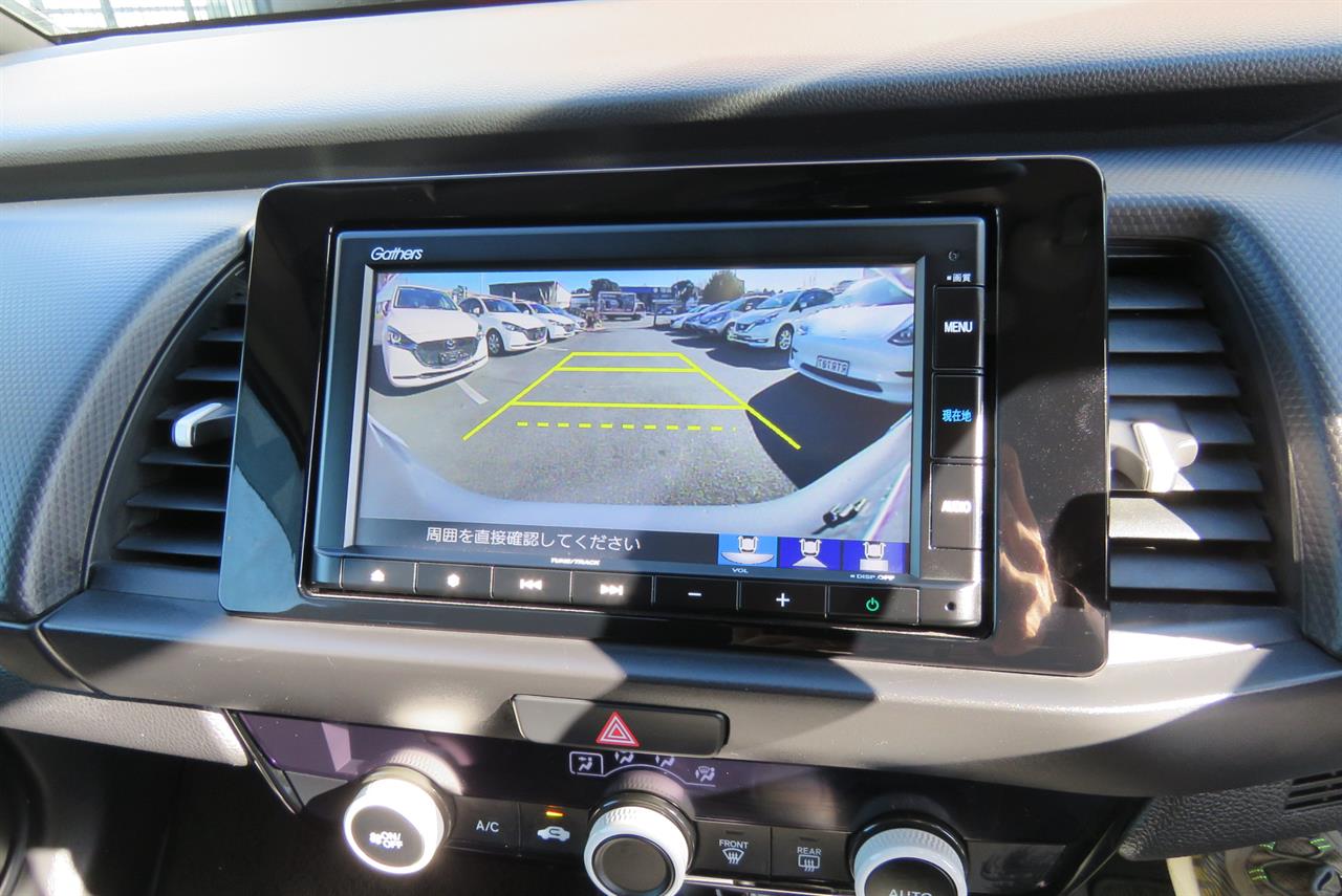 2020 Honda Fit thumbnail