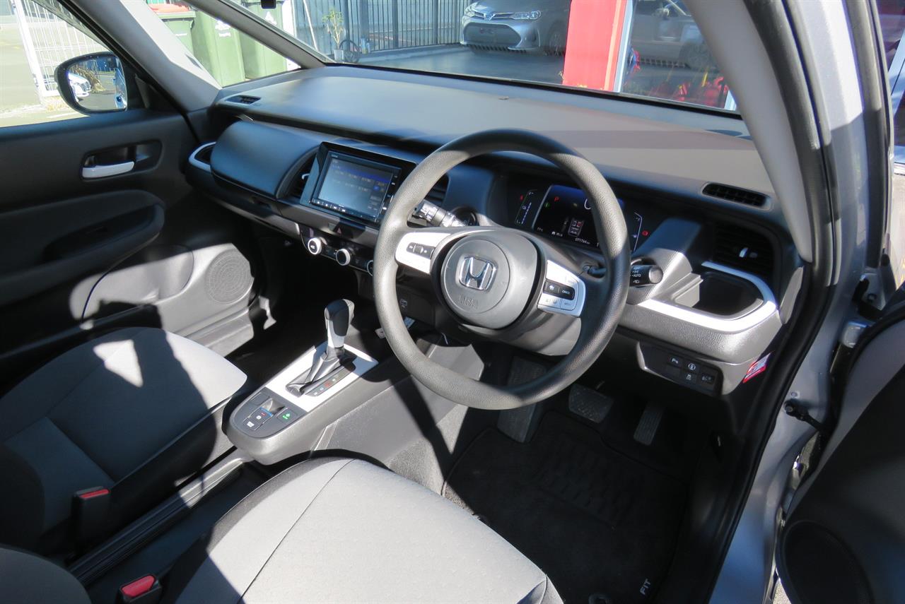 2020 Honda Fit thumbnail