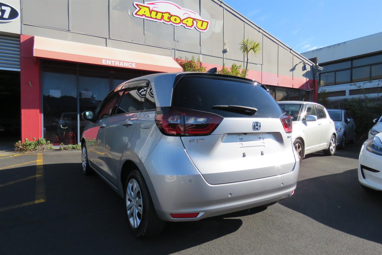 2020 Honda Fit thumbnail